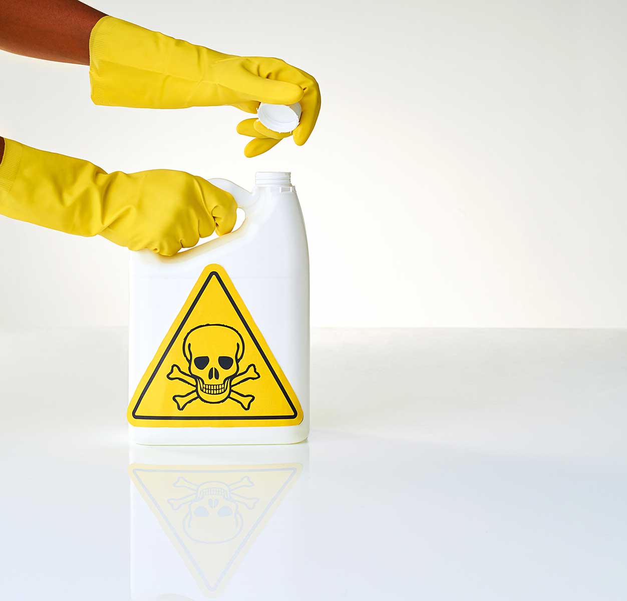 The Toxic Truth About Cleansing Detergents - How to Make Smarter Eco-Friendly Laundry Practices